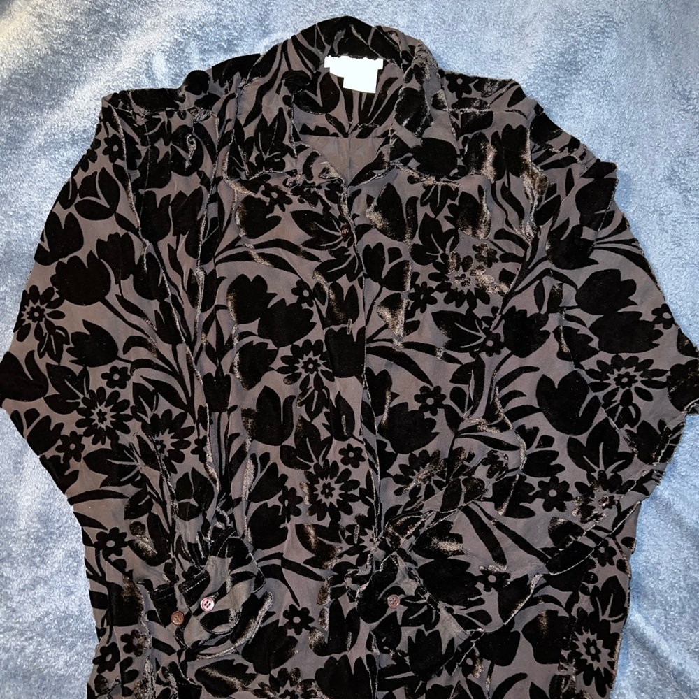 Tracy M Black Floral Button Down Shirt